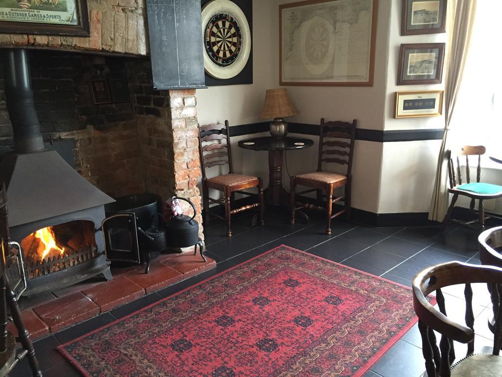 Red Lion Inn Sidbury Exterior photo