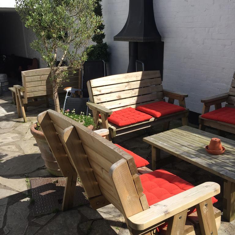 Red Lion Inn Sidbury Exterior photo